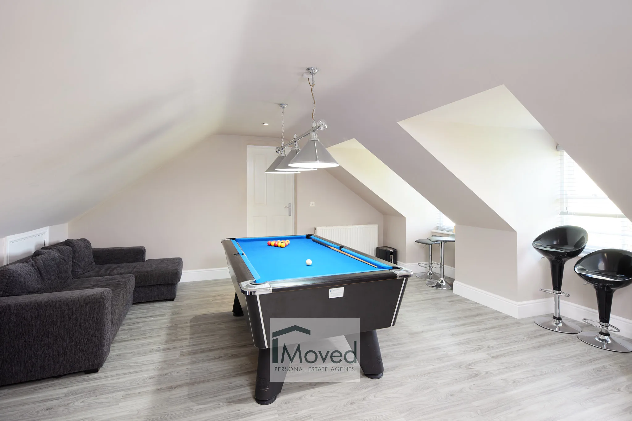 Annex-Gamesroom-bedroom2