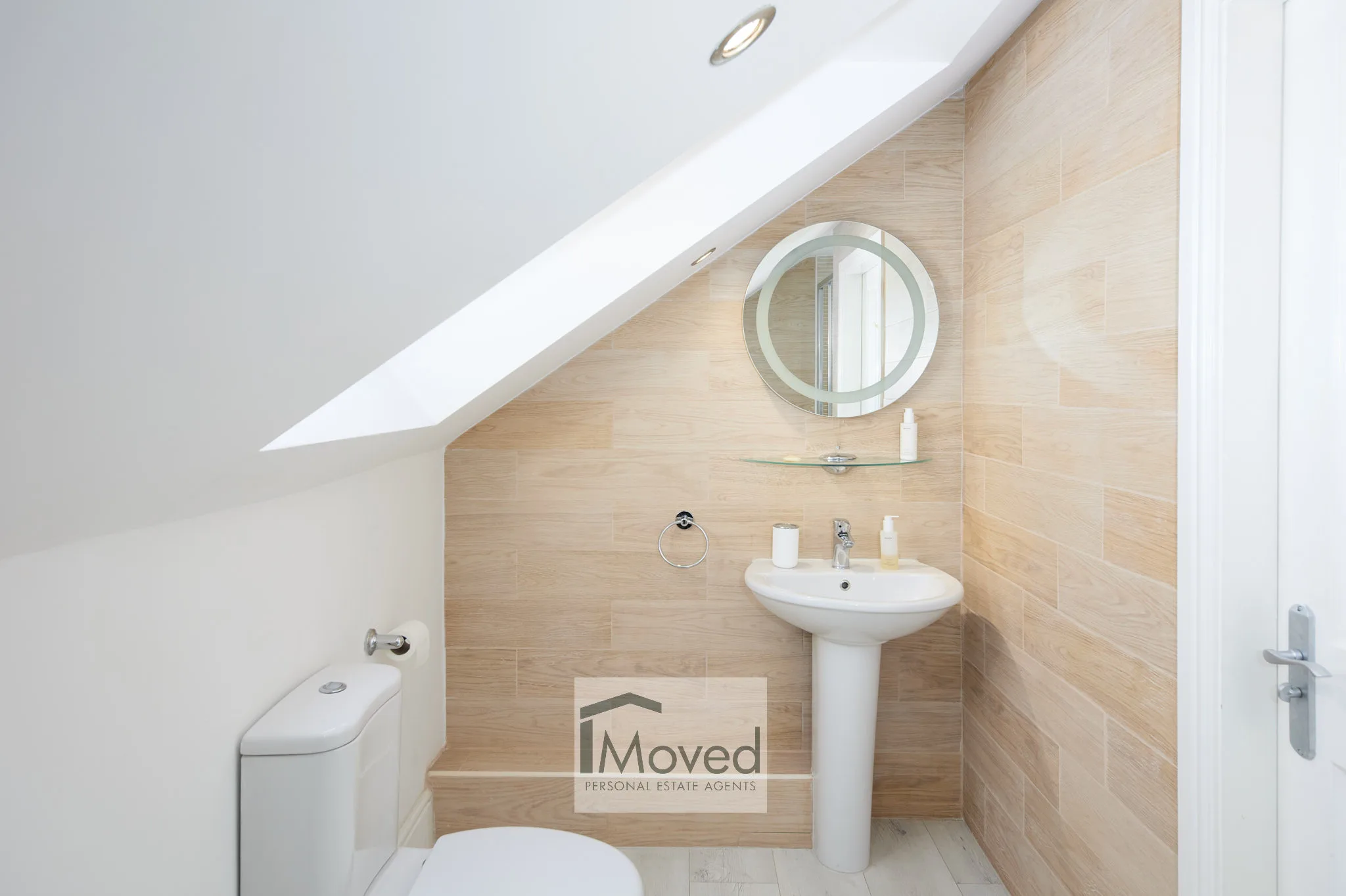 Floor2-Showerroom-1