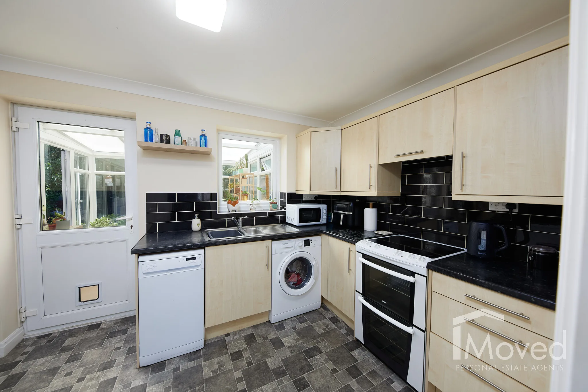 _6__6705_Kitchen