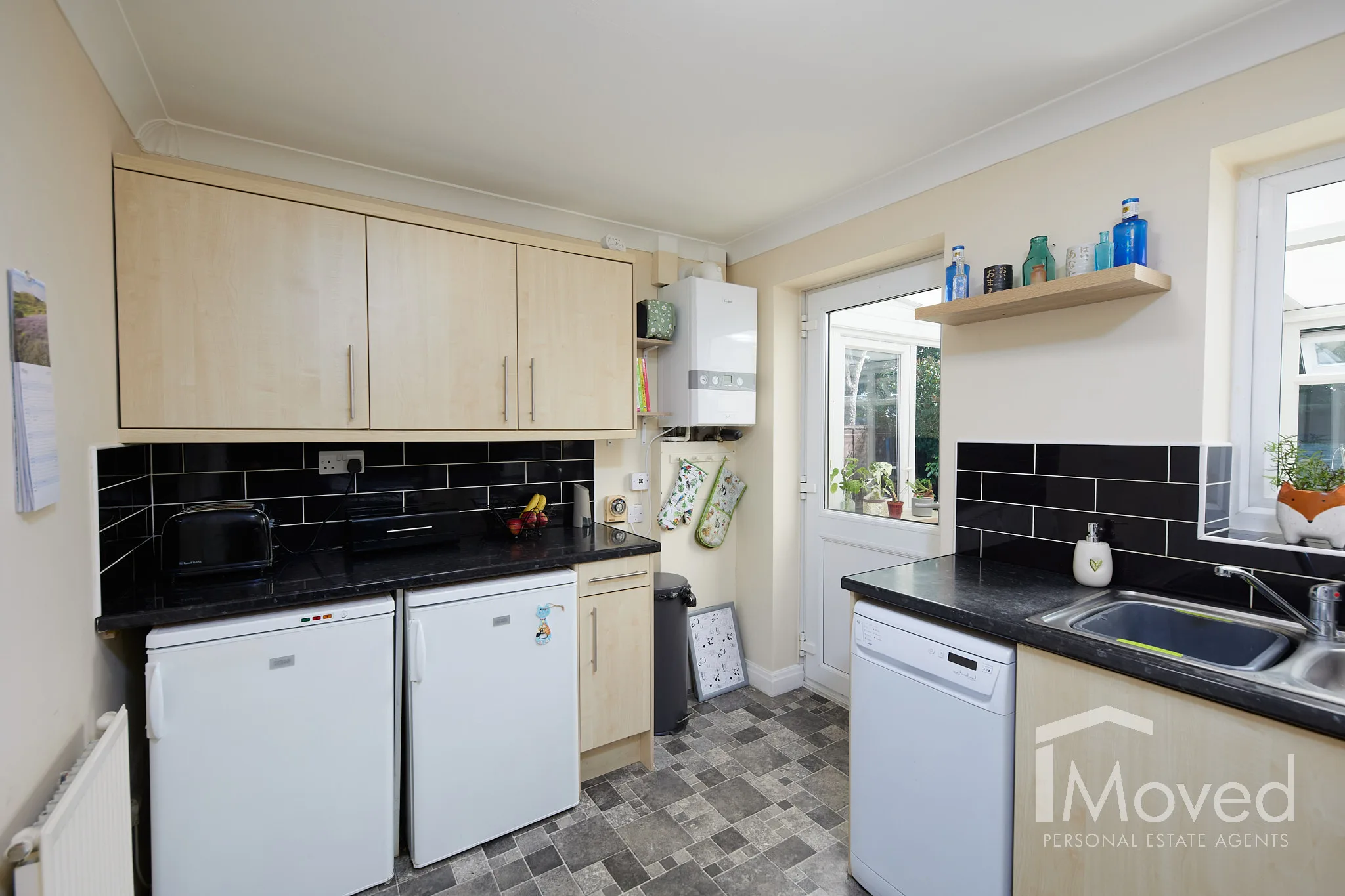 _6__6708_Kitchen