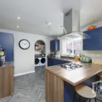 YO84FJ - Kitchen