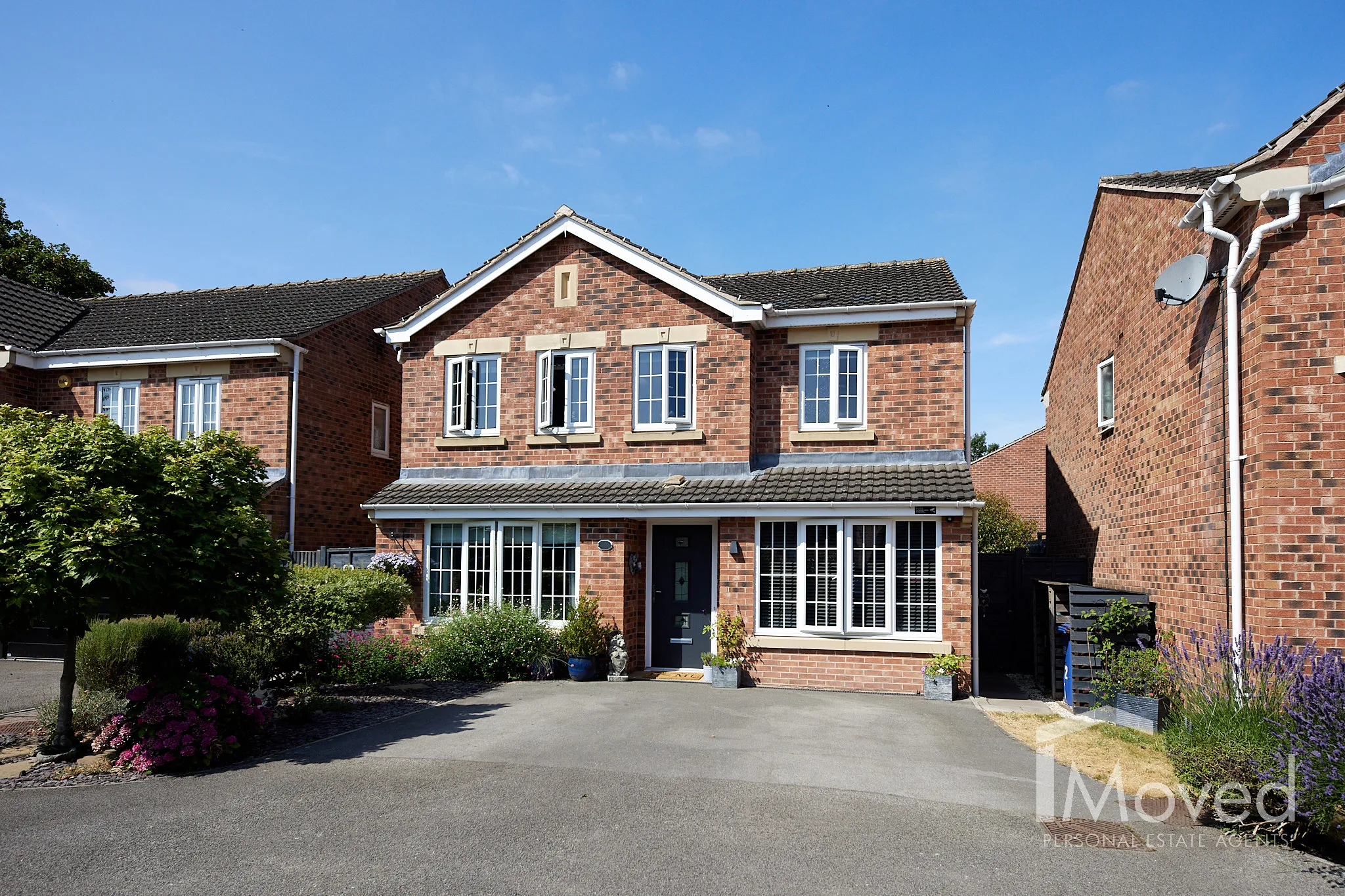 Pavers Drive - Front view