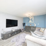Pavers Drive - Lounge