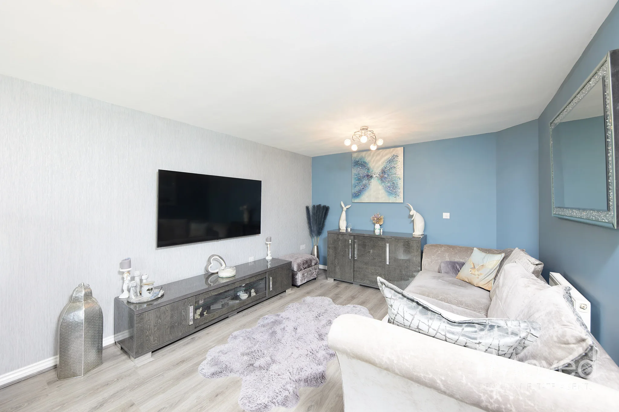 Pavers Drive - Lounge