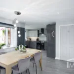 Pavers Drive - Dining area - Kitchen