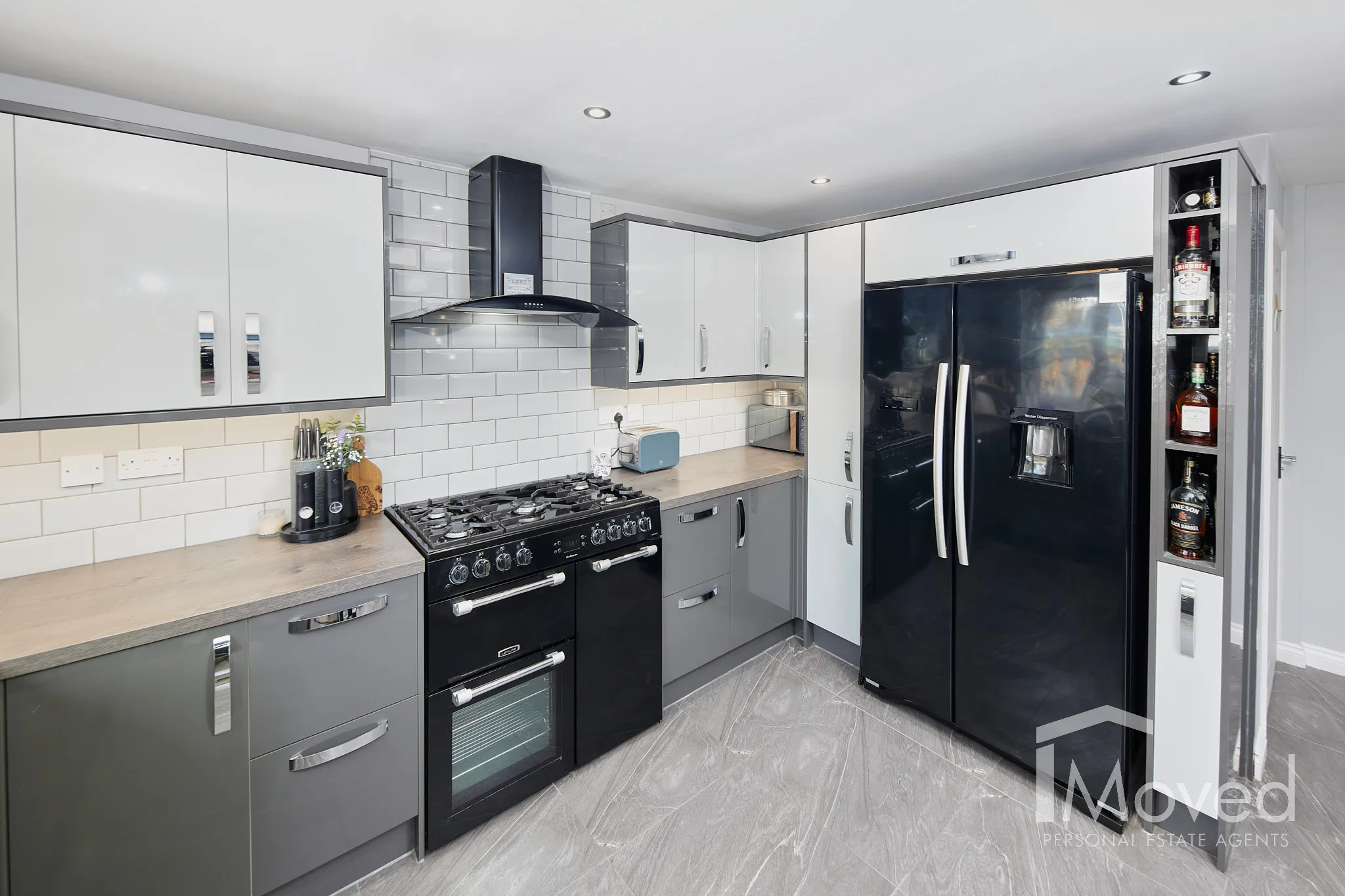 Pavers Drive - Kitchen 2