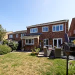 Pavers Drive - Garden