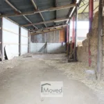 Lean to on Dutch barn