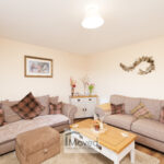 Lounge-2-DN84AJ