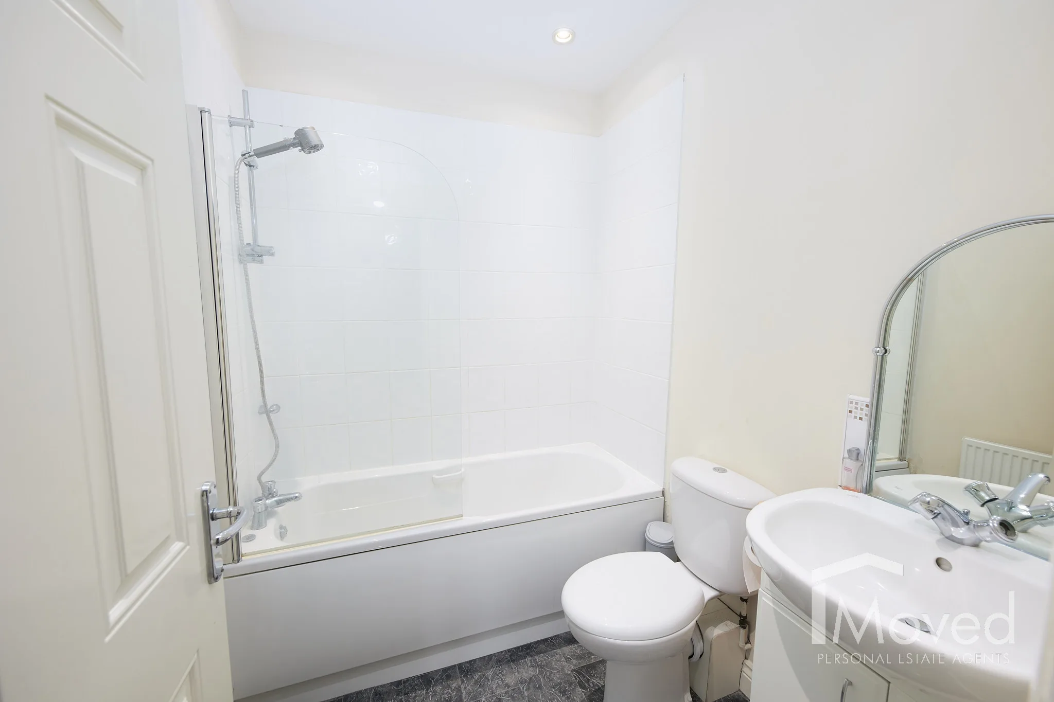 Main Bathroom